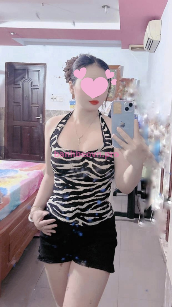 NEW ⭐HẠNH TRANG NGỌT NGÀO XINH ĐẸP MÀ CÒN BIẾT CHIỀU CHUỘN