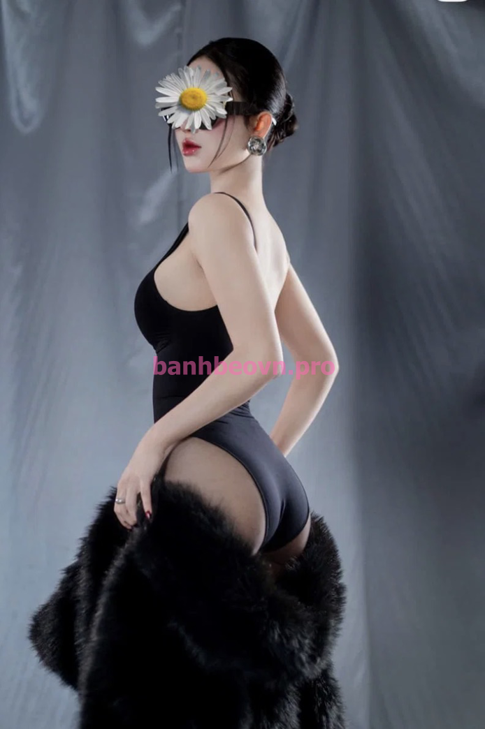 Ánh Dương - gái dâm làm tình đẳng cấp bao ngon
