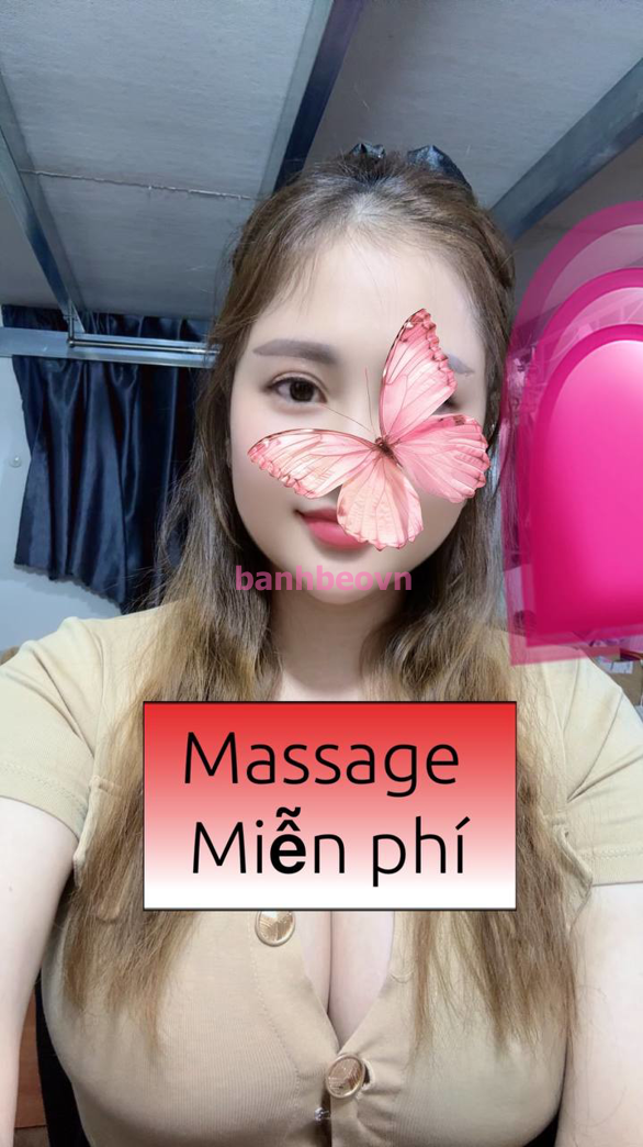 BÉ NGỌC THẢO XINH XẮN VÚ TO BAO DÂM MÚC CU LÀM TÌNH NHƯ PHIM SEX MỸ CHIỀU KHÁCH