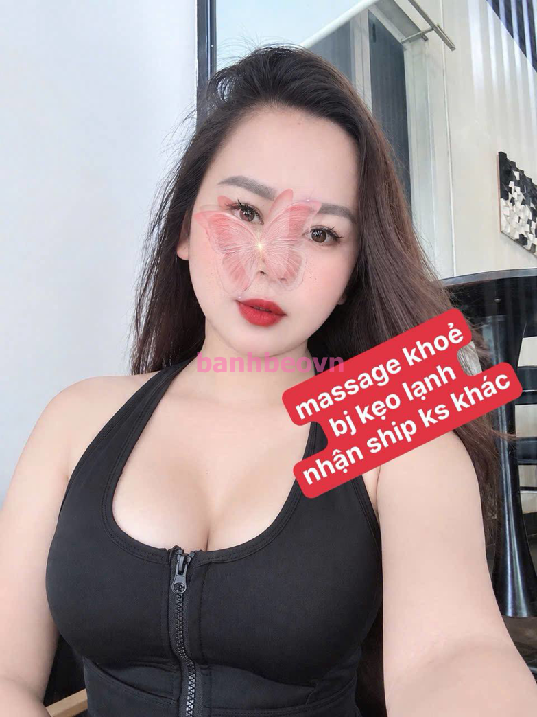Băng Vy_ Gái dâm chiều khách, body gợi cảm