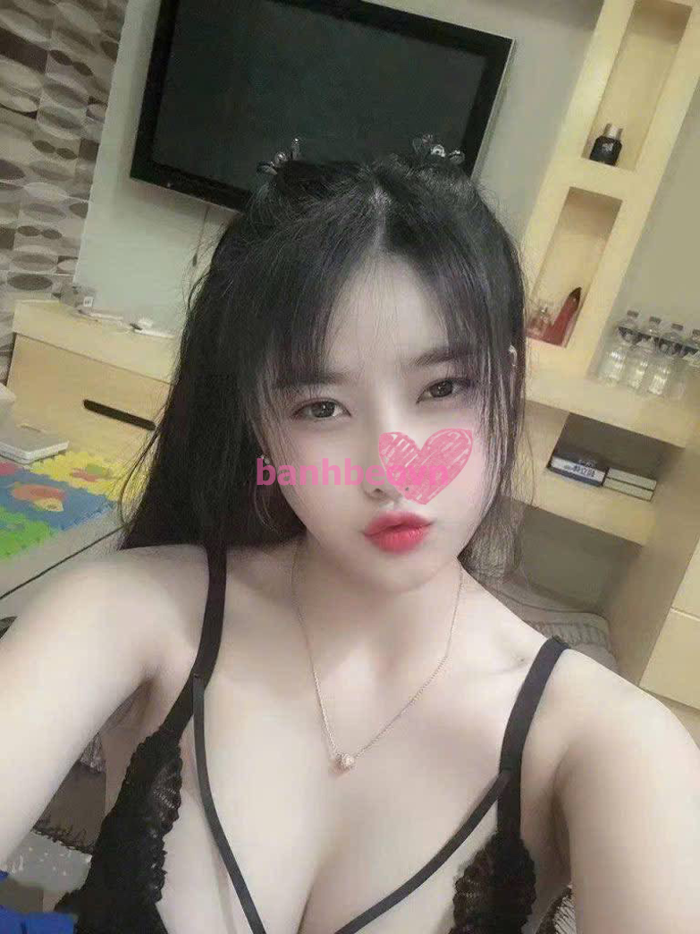 KIỀU ANH- GÁI XINH NON TƠ BÍM MÚP